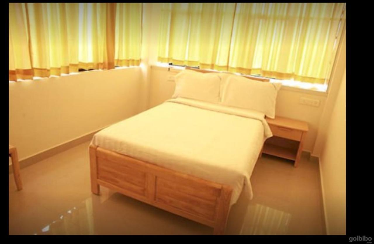 Vayo Tristar Residency Hotel Kochi Ngoại thất bức ảnh